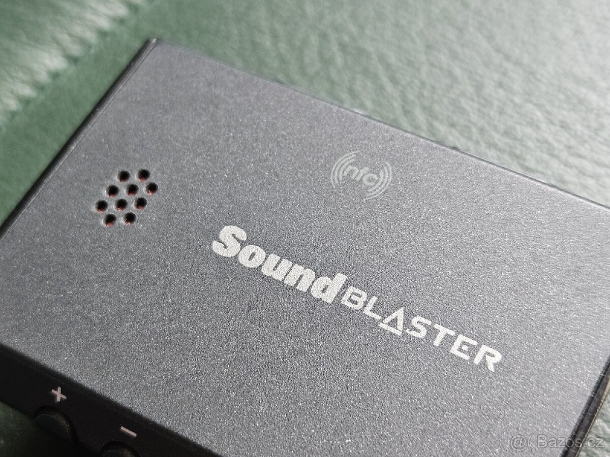 Bluetooth zesilovač na sluchátka Creative Sound Blaster E3 - 12