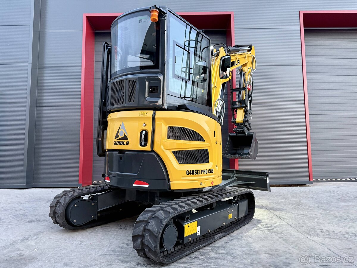 MINIBAGR G40S I PRO CAB najeto 5MTH 4T - 12