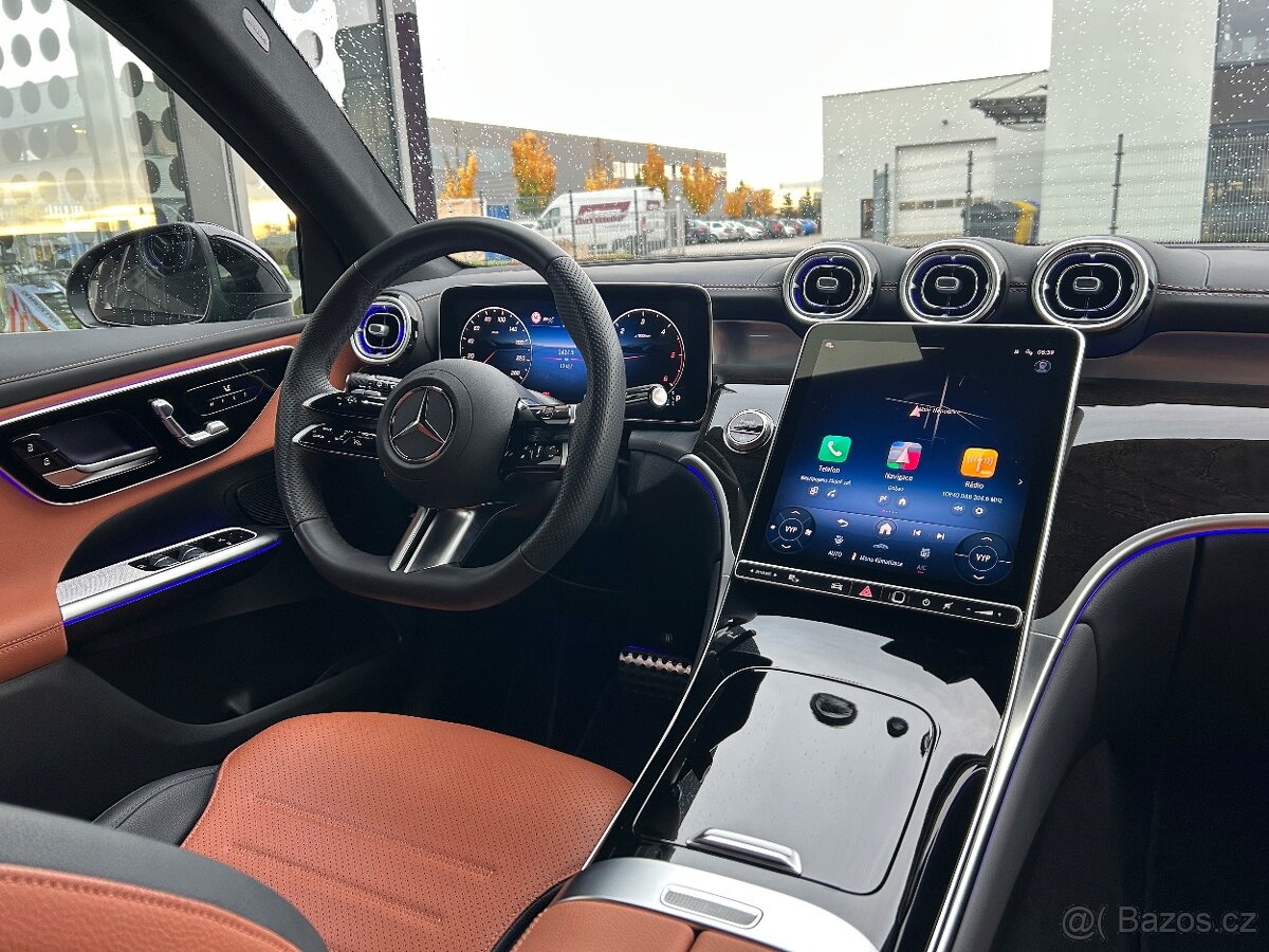 Prodám Mercedes-Benz GLC 220d 4MATIC AMG ZÁRUKA - 12