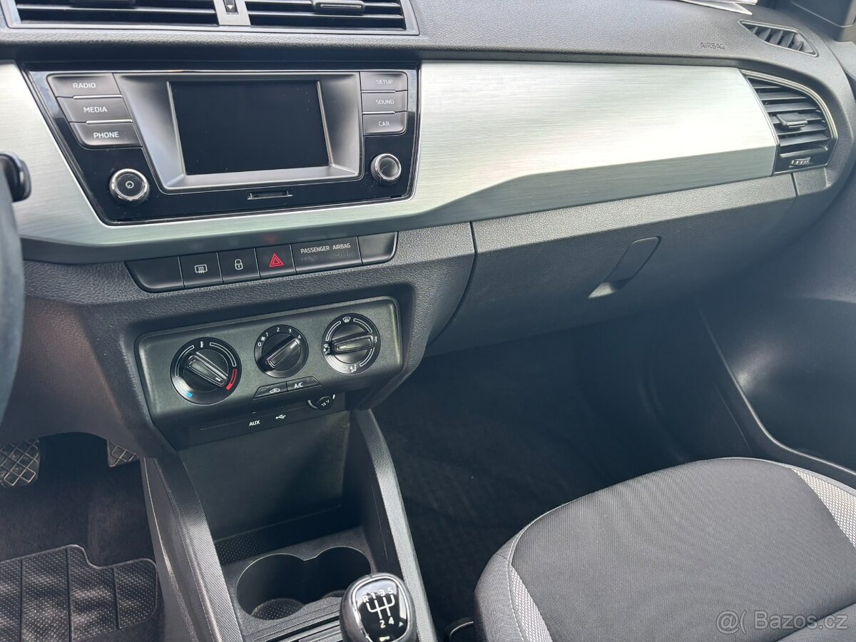 Škoda Fabia 1.2 Tsi 66kw r.v.2016, serviska - 12