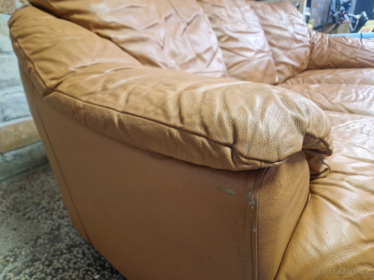 Kožená sedačka 3 + 2 sedáky - 12