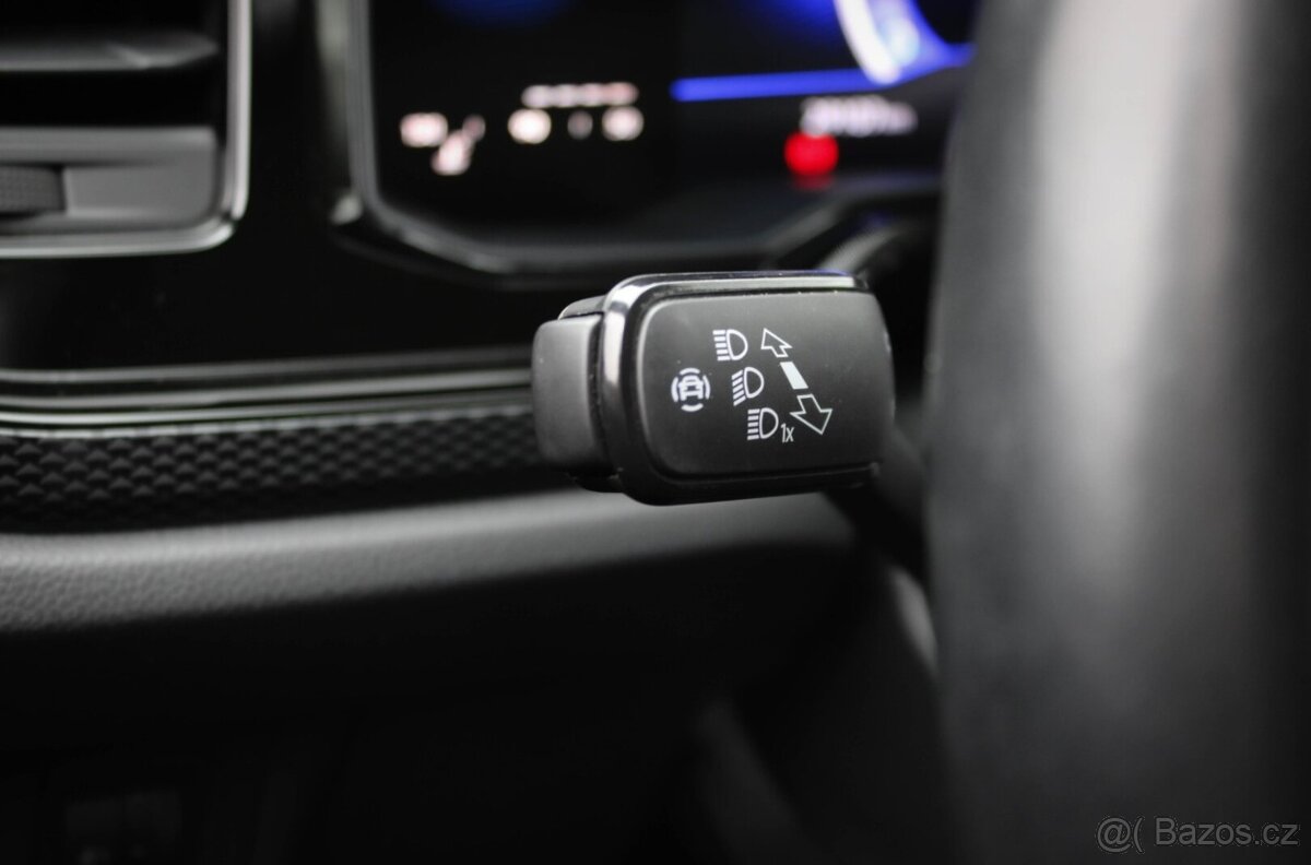 Volkswagen Taigo TSI - 12