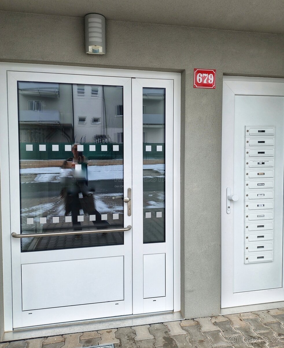 Pronájem bytu 2+kk Zbůch - 12