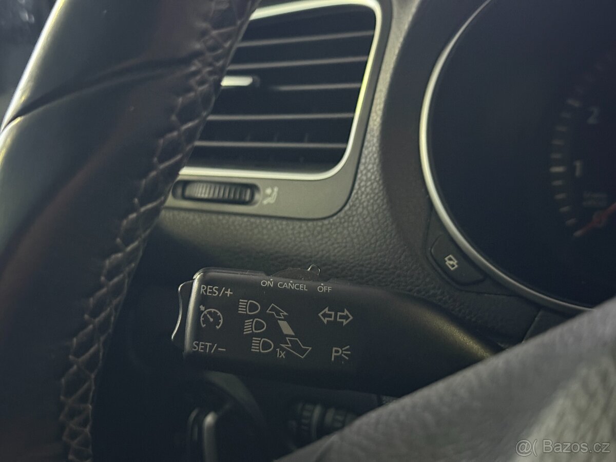 Volkswagen Golf 1,2 TSI 77kW,SERVISKA,STYLE - 12