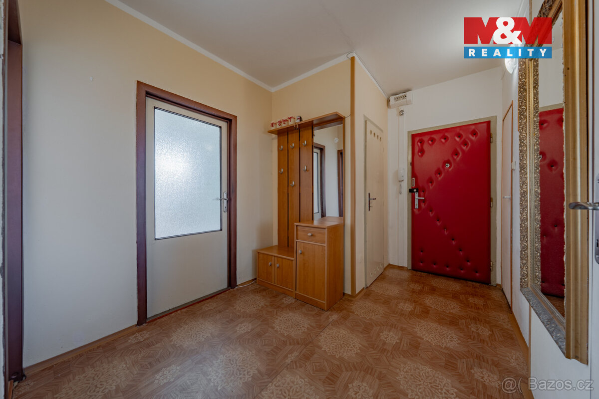Prodej bytu 3+1, 76 m², Rožnov pod Radhoštěm, ul. Meziříčská - 12