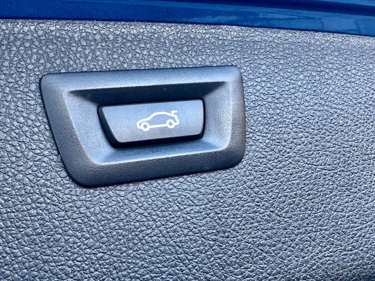 BMW Řada 3, 320,ČR,M-PAKET,PRAVIDELNÝ SER. - 12