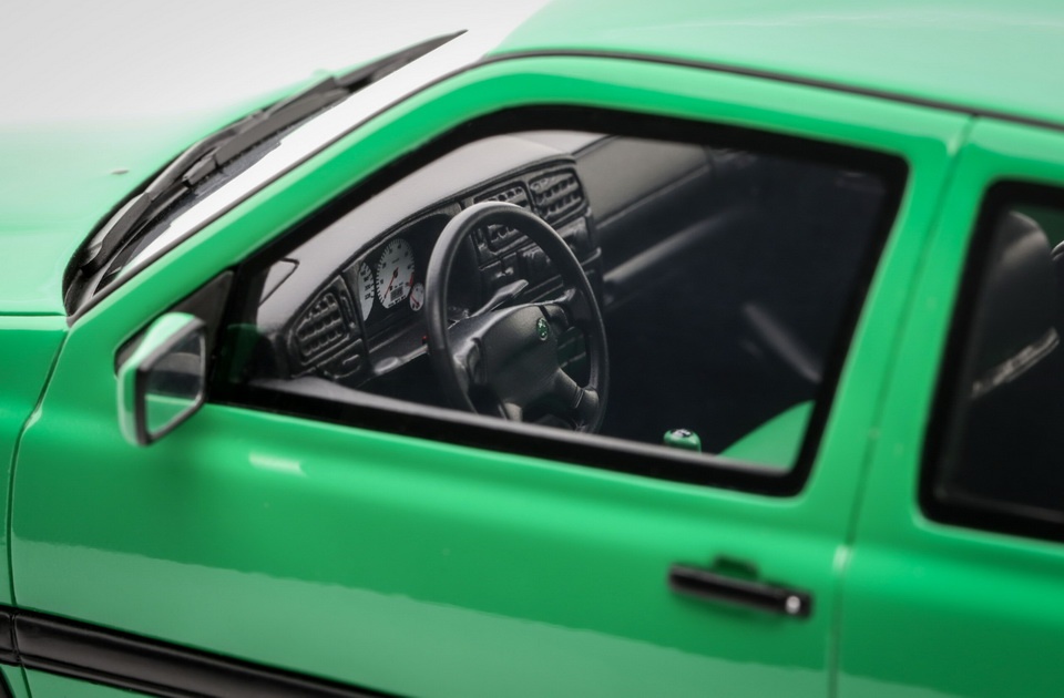 Volkswagen Golf III GTi Colour Concept 1995 1:18 OttoMobile - 12