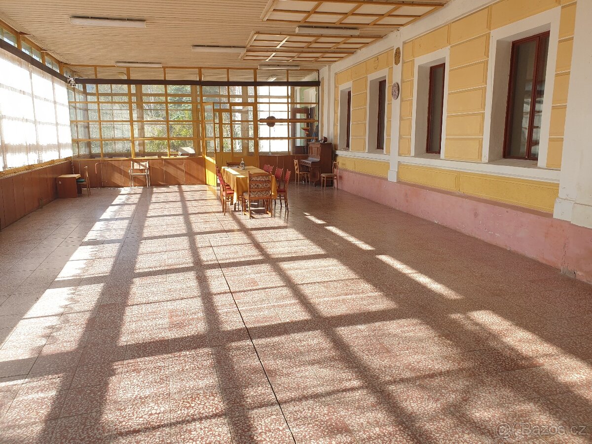 Areál Rezek, pozemek 9376 m2. - 12