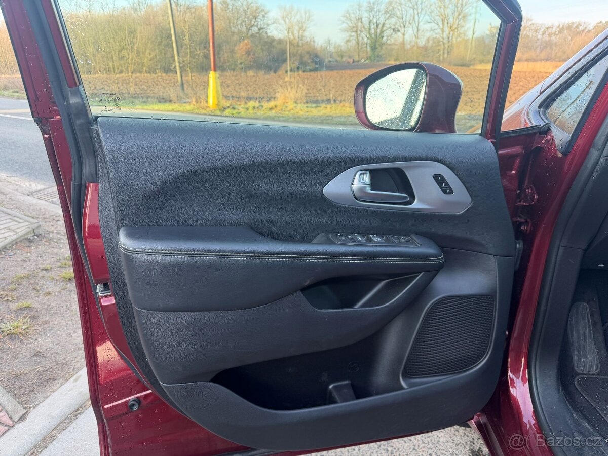 Chrysler Pacifica 3,6 4x4 AWD S type Radar 2022 - 12