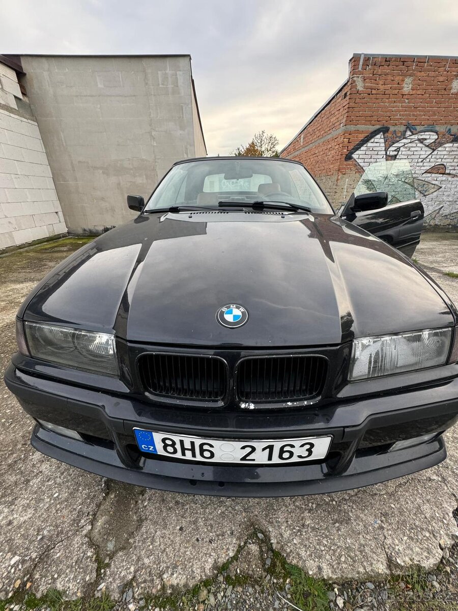 BMW E36 Cabrio 1.8 - 12