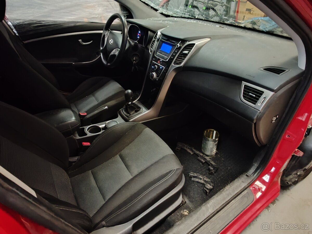 Hyundai i30 1.4i 2012 - chladiče ND - 12