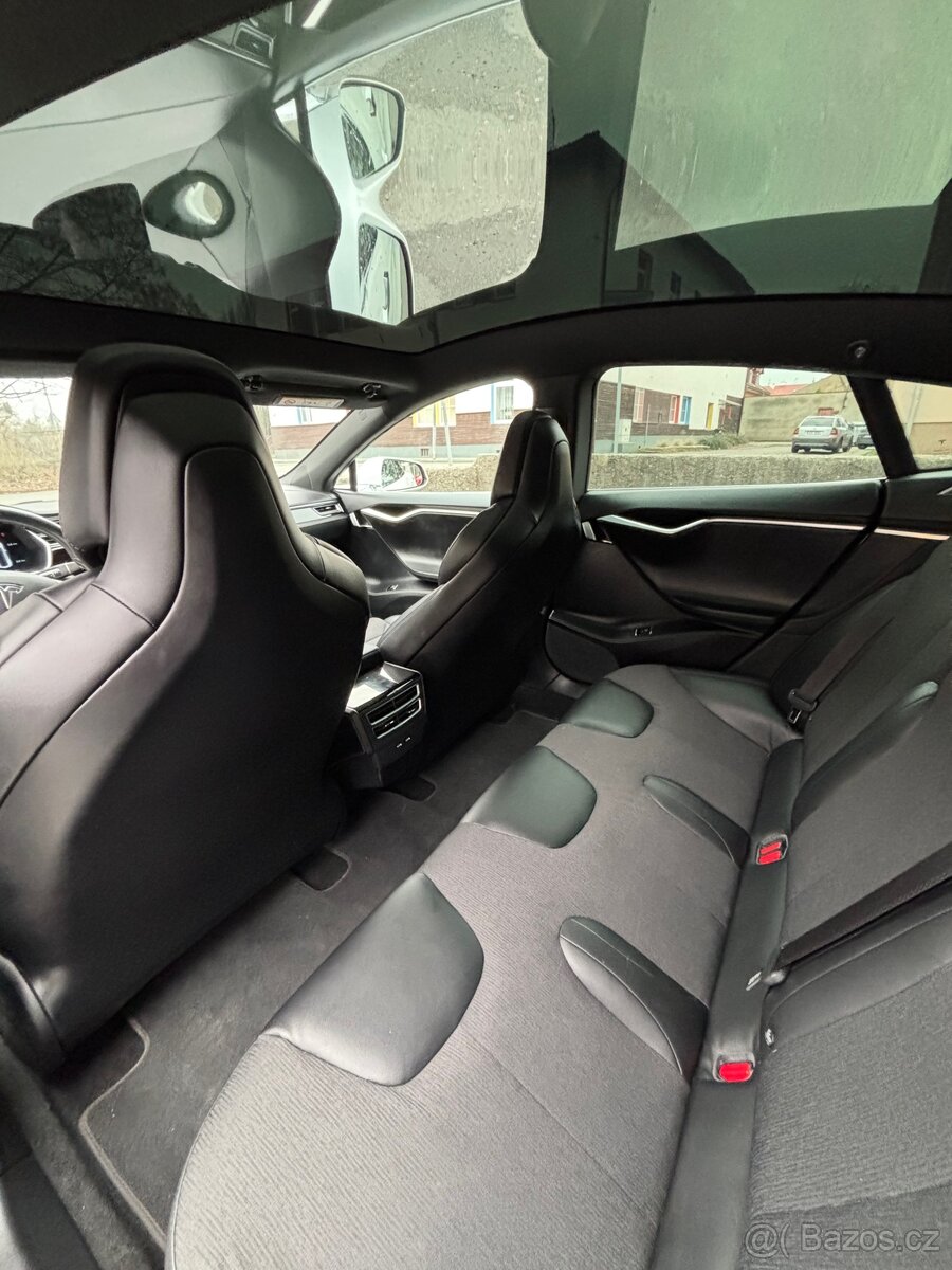 Tesla model s 75d - 12