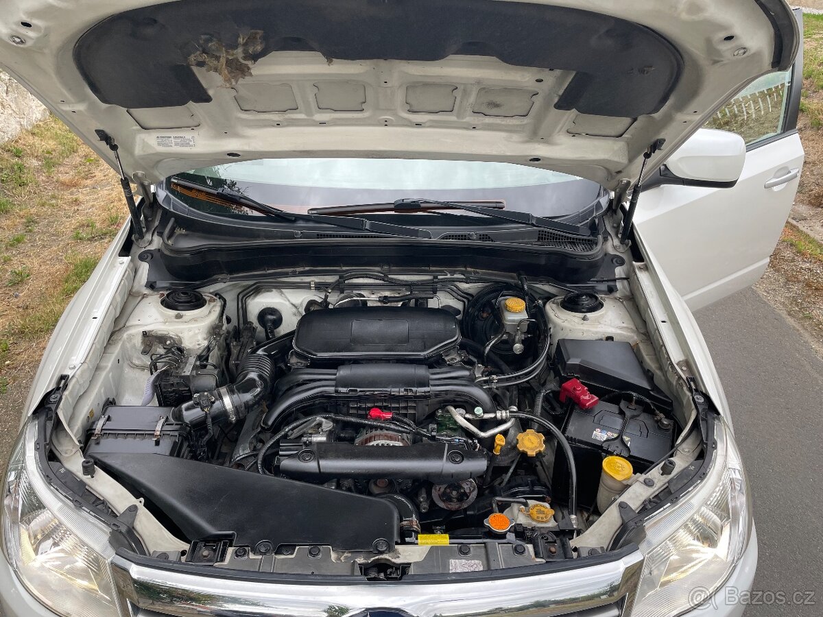 Subaru Forester benzin automat 2.0 - 12