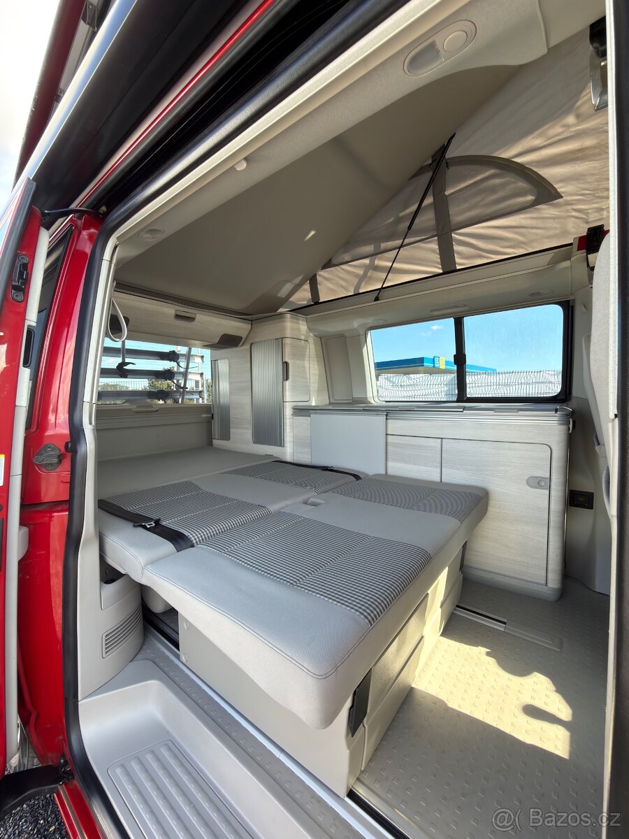 Volkswagen California - 12
