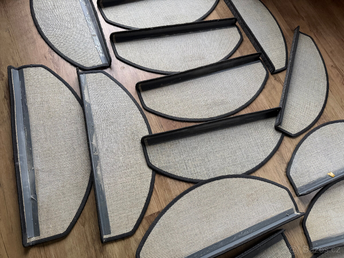 Kobercové nášlapy na schody 15ks - 12