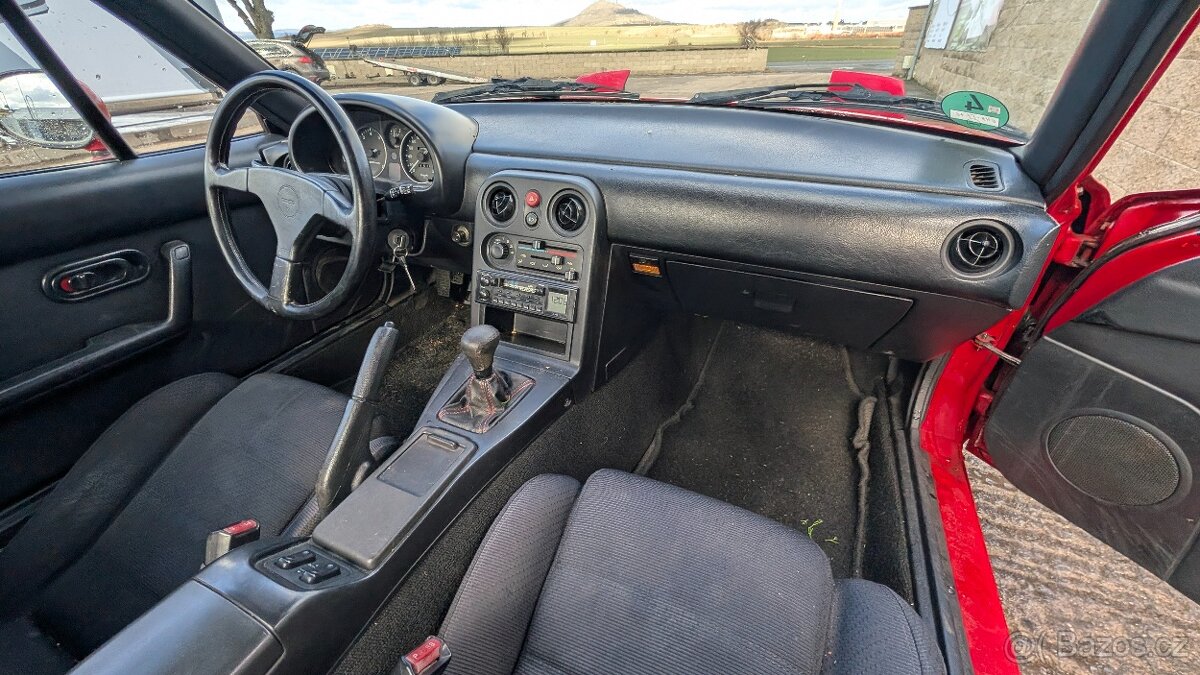 Mazda MX-5 NA 1.6 - 12
