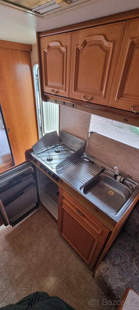 Hobby prestige obytný přívěs karavan zimní paket - 12