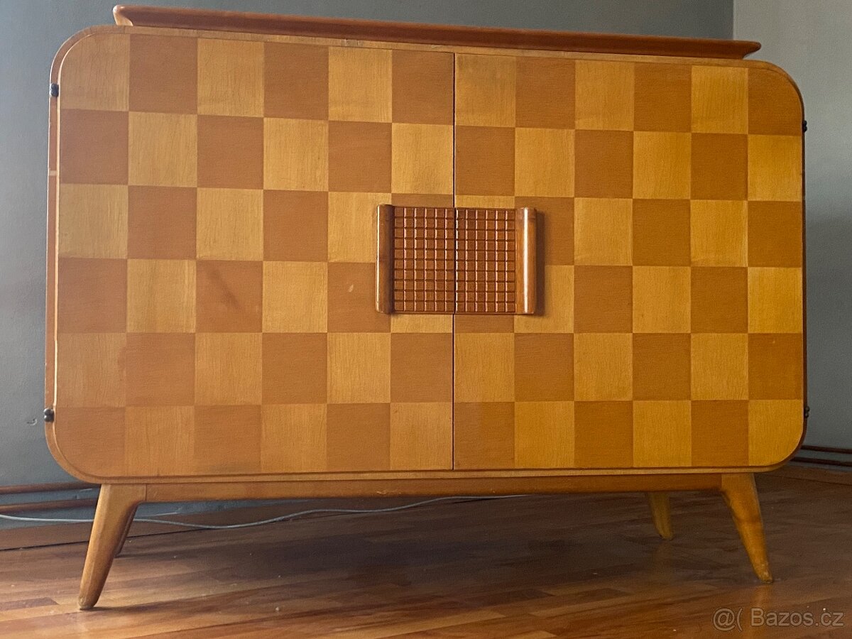 Bufet Jindřich Halabala - 12