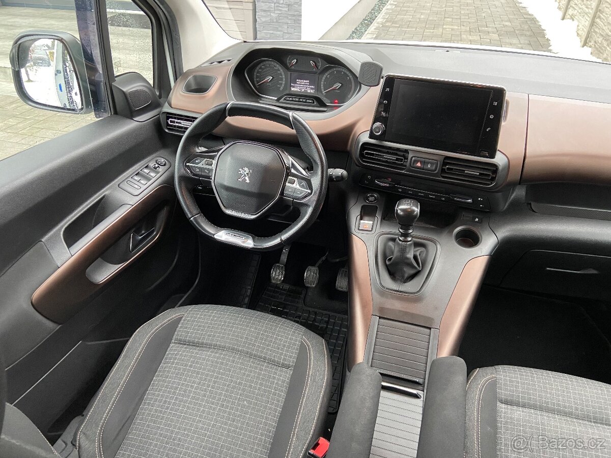 PEUGEOT RIFTER GT-Line 1.5 HDi LONG - 12