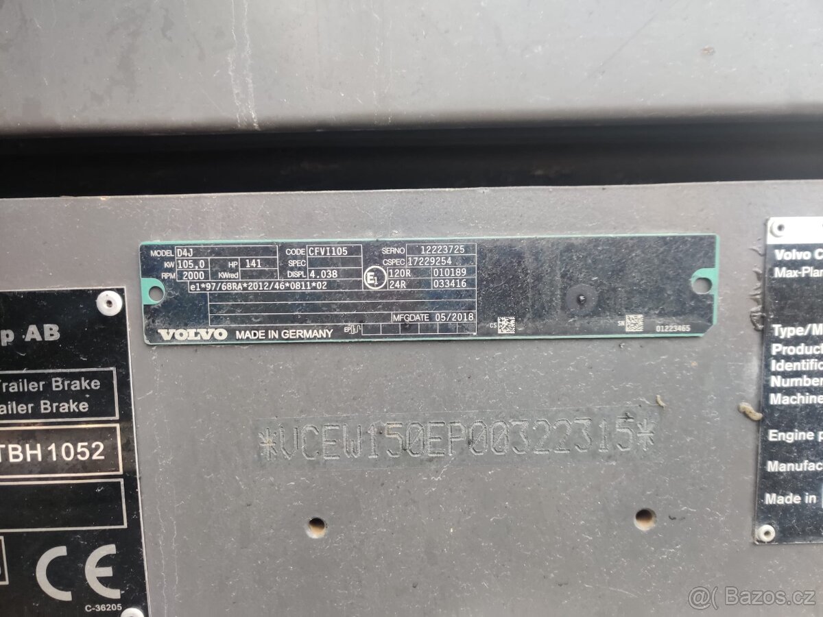 Kolový otočný bagr VOLVO EWR 150 E - 12