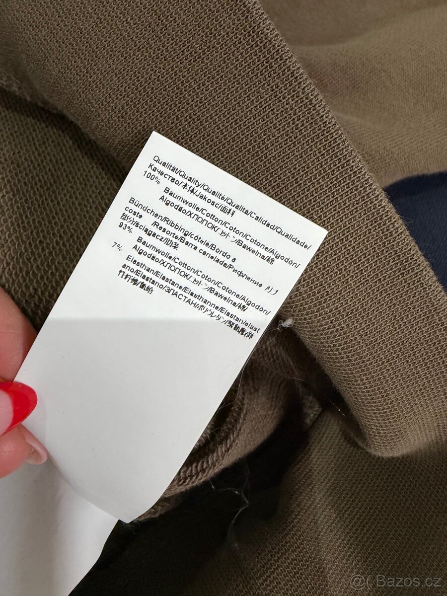 2x Krásné, basic mikiny BOSS - 12