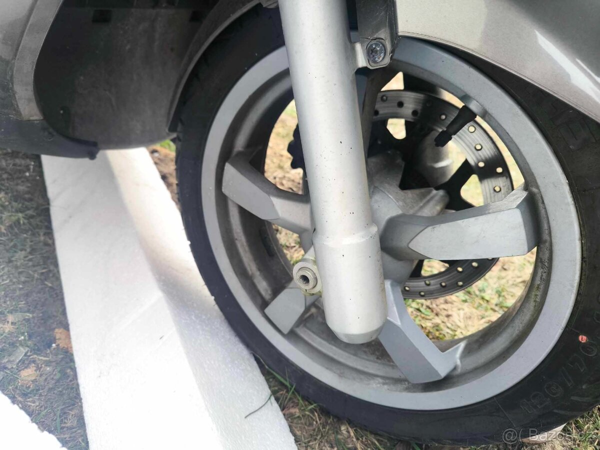 Peugeot satelis 125cm + kompresor verzia - 12