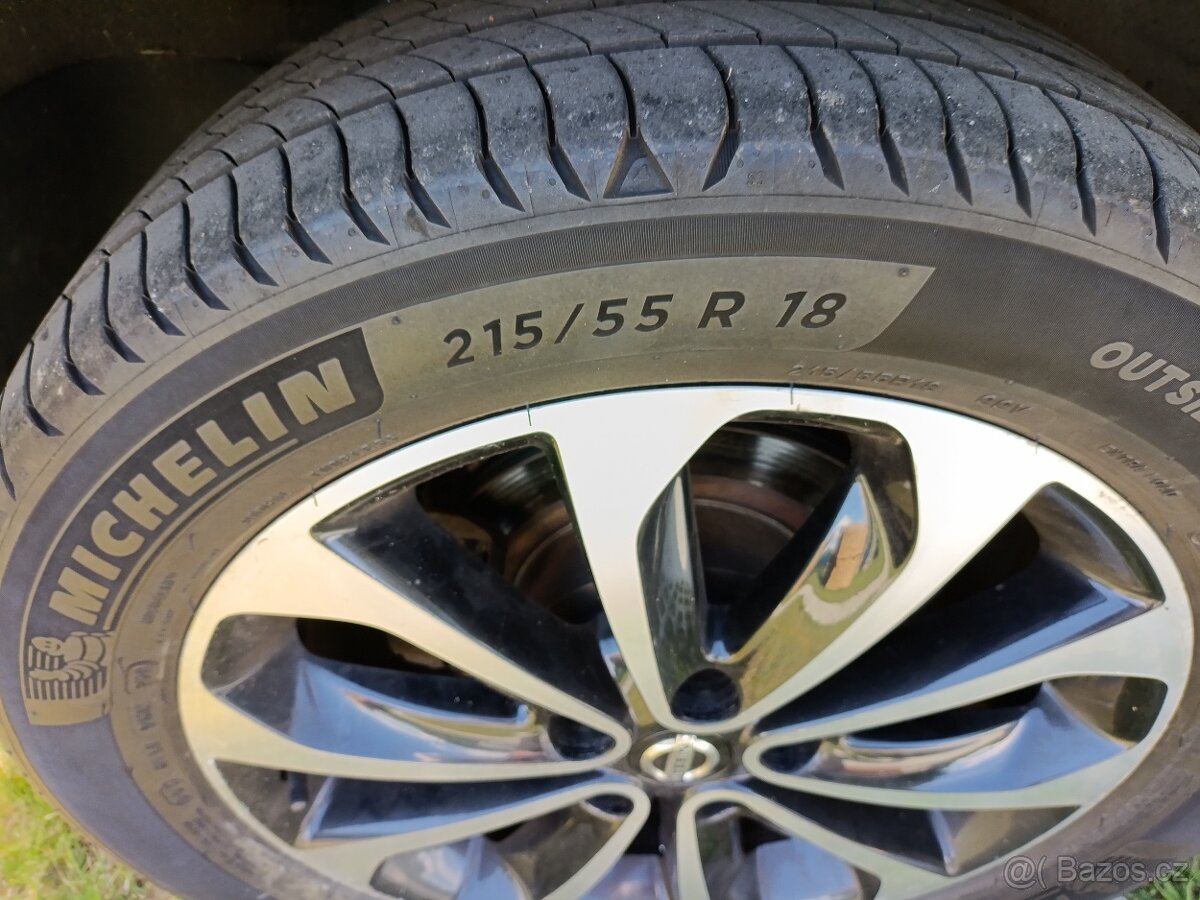 Nissan Qashqai+2 4x4 - 12