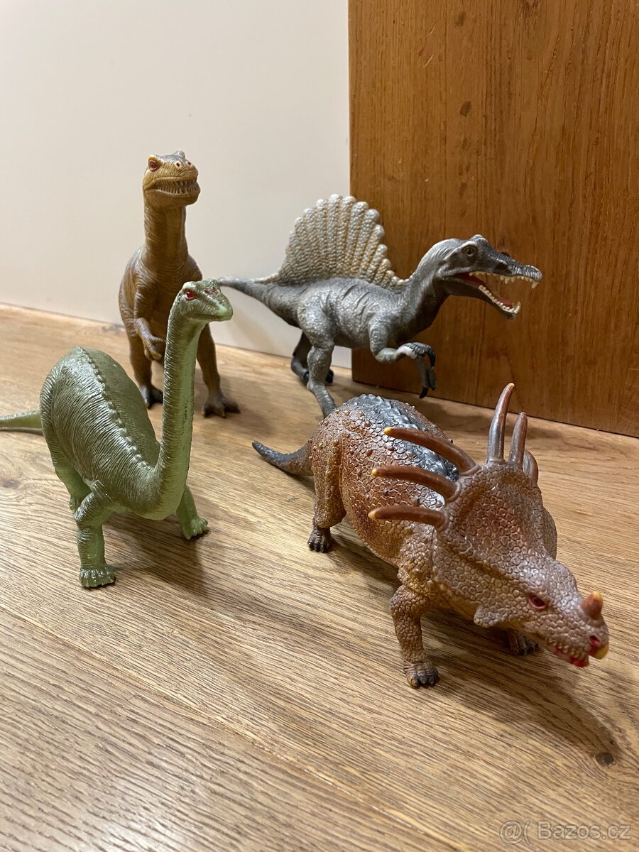 Sada dinosaurů - 12