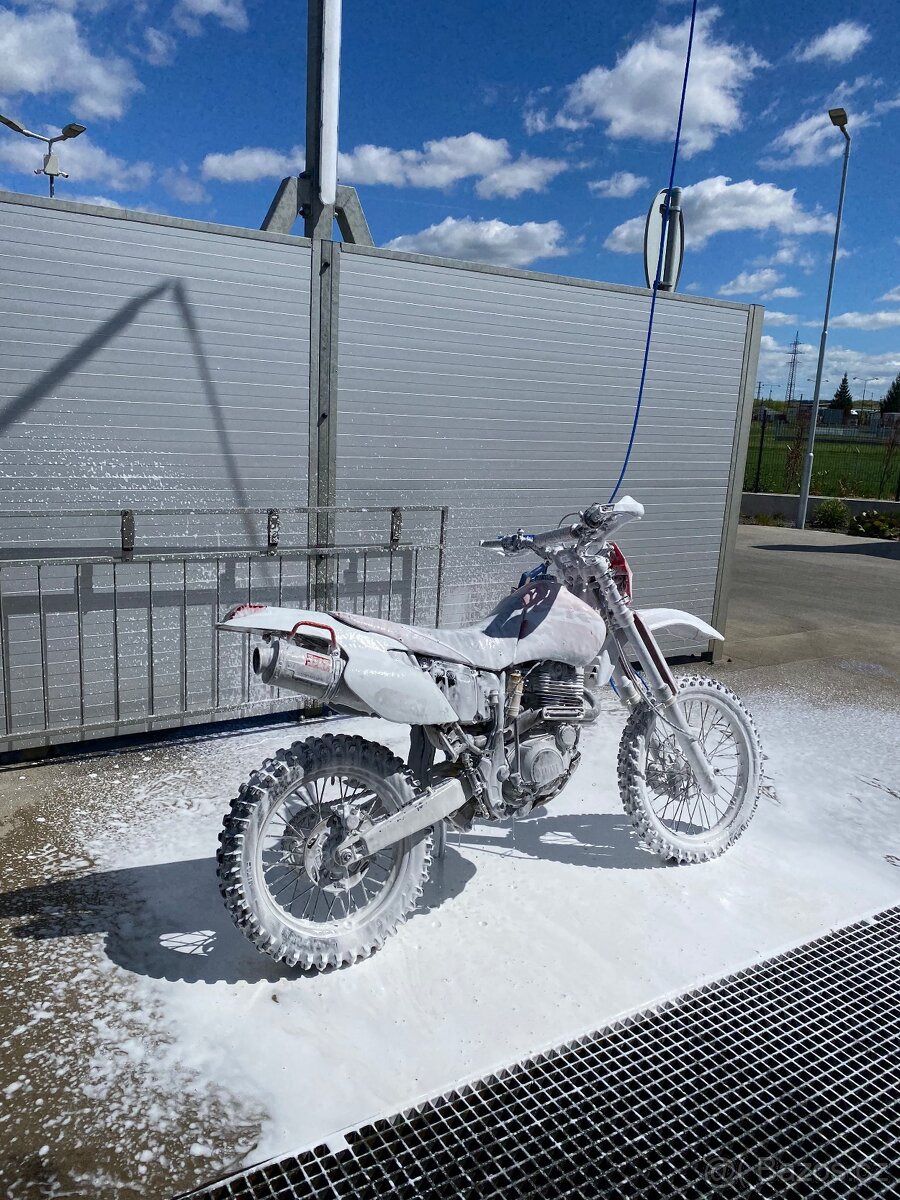 Yamaha TT 600 R - 12