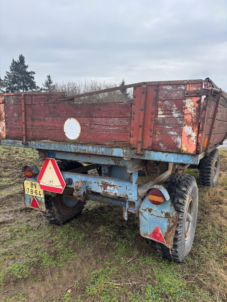 Traktorová vlečka, sklápěcí přívěs - 12