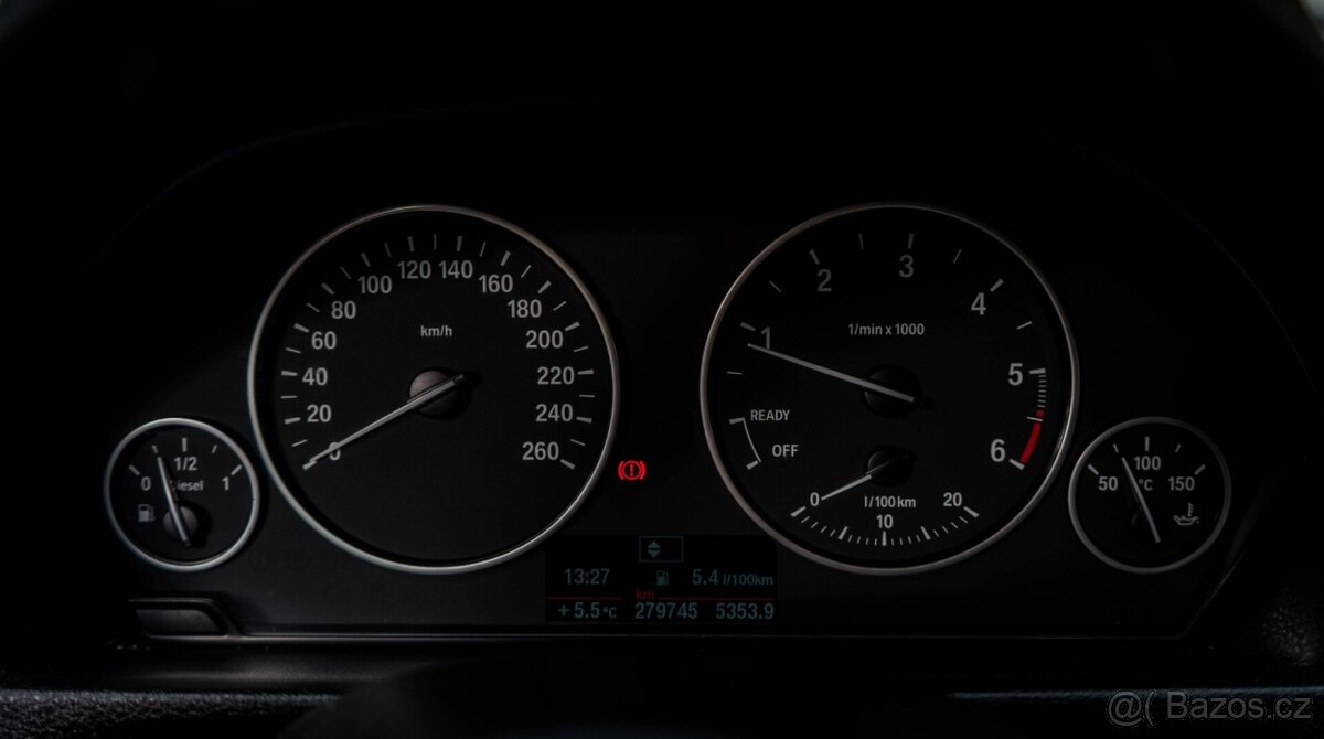 BMW Rad 3 318d e90 - 12