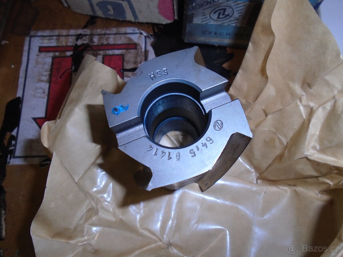 Výhrubníky výstružníky - 12