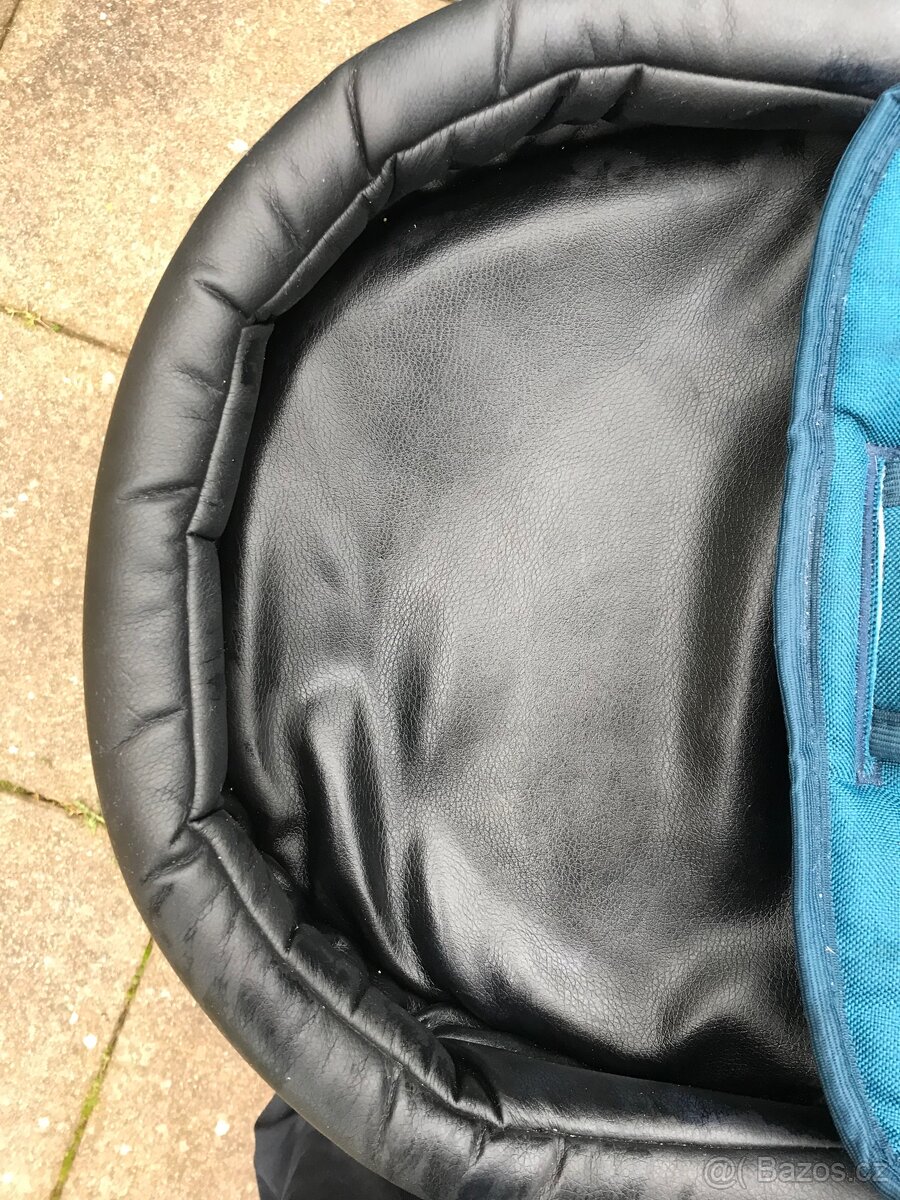 Kočárek Tudor - 12