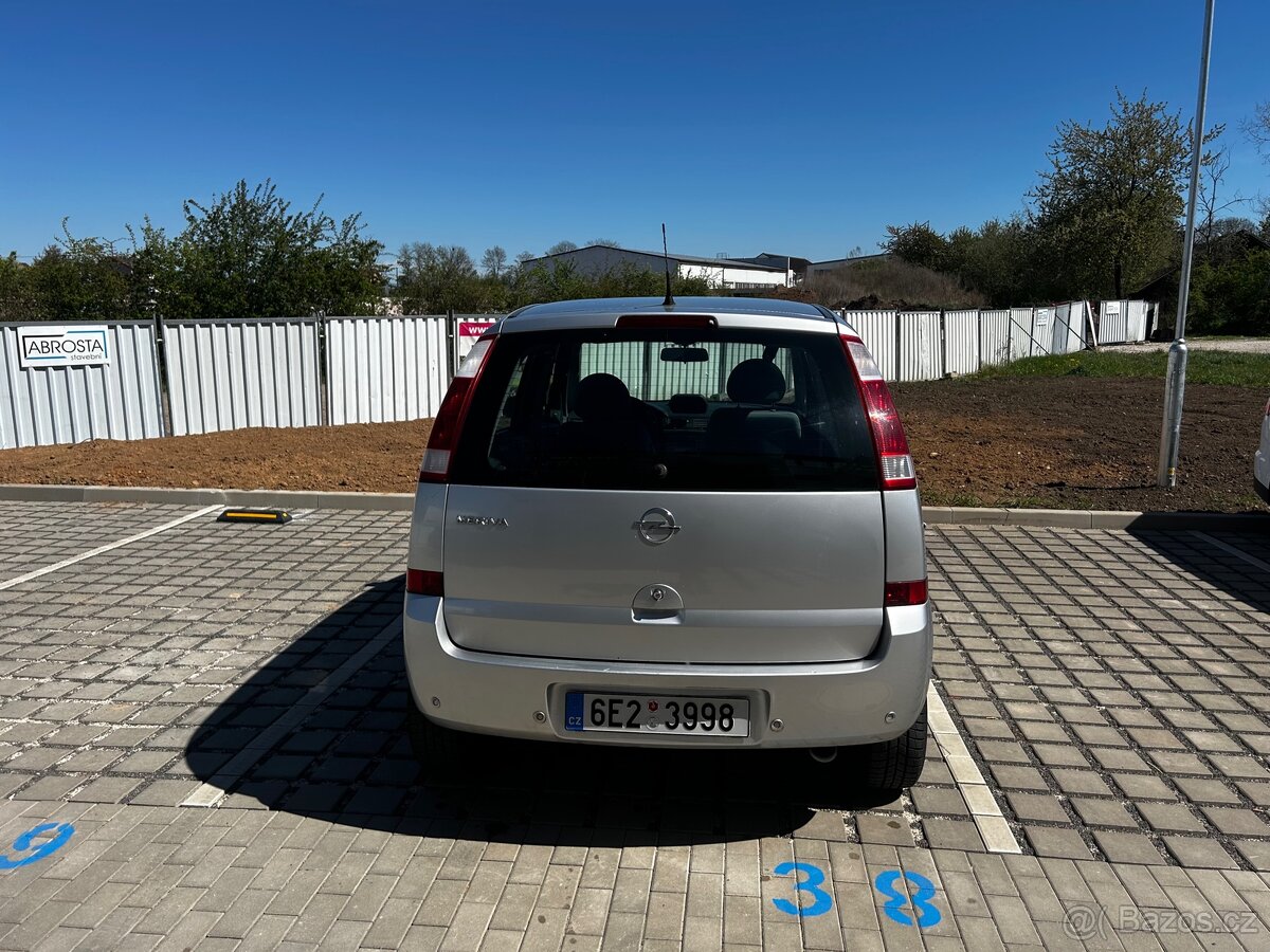 Opel Meriva 1.8 - 12