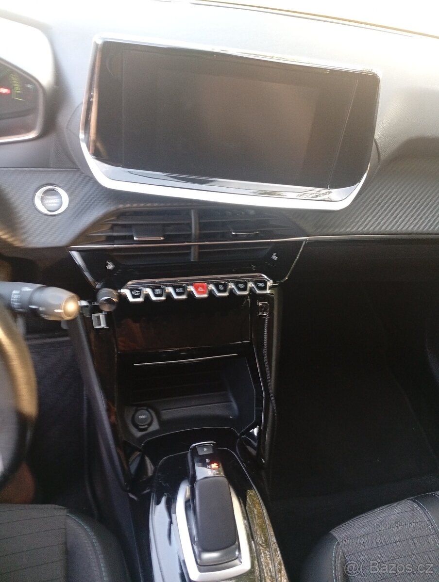 Peugeot E208 II 2022 Allure 34000 km - 12