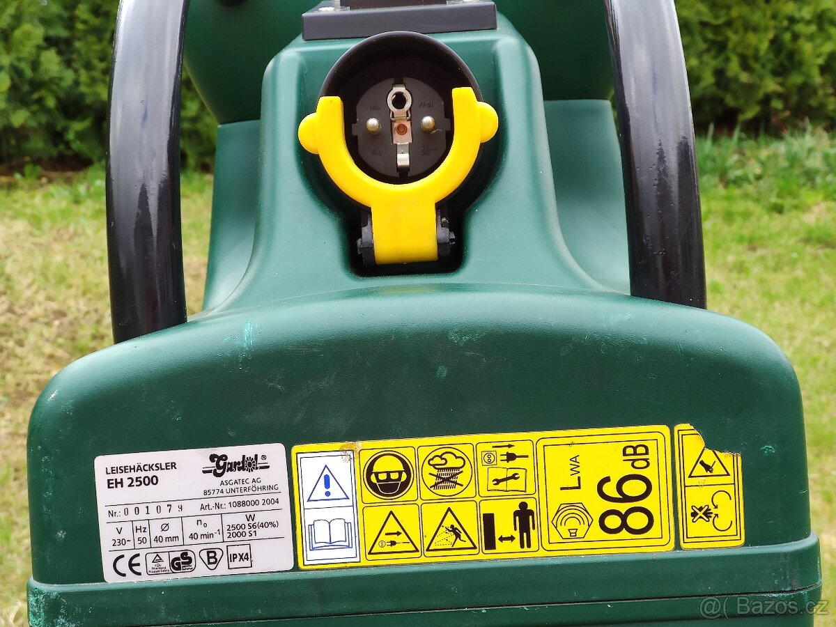 Elektrická BEZHLUKOVÁ řezačka drtič štěpkovač - 12