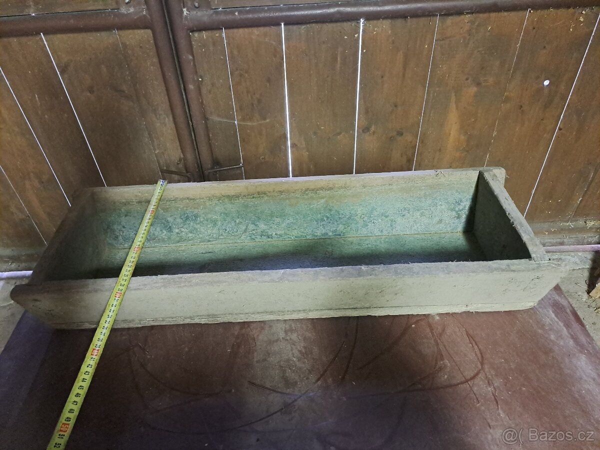 Kamenný šrotovník na obilí, umyvadlo ČKD , krmítko - 12