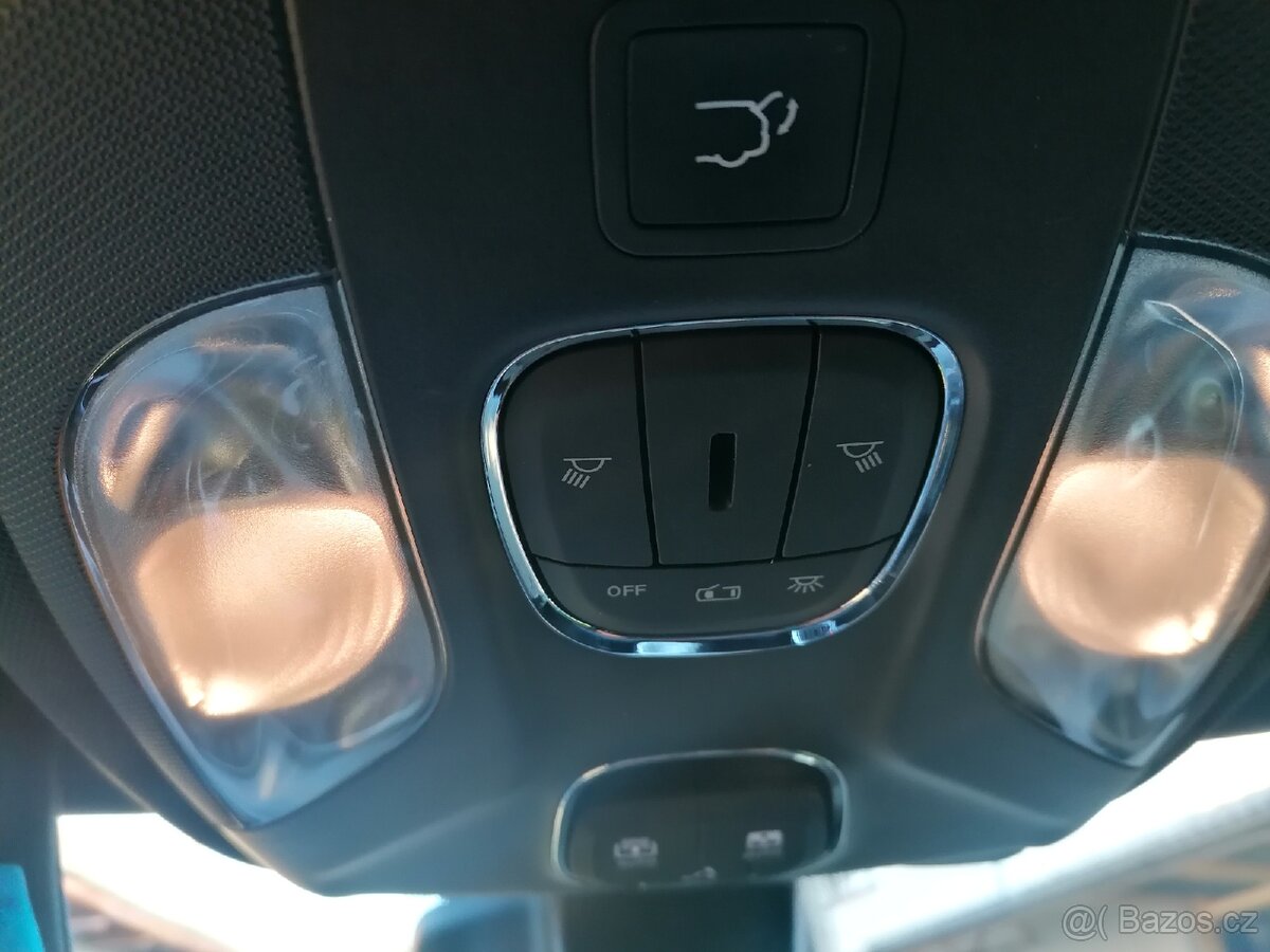 Jeep Compass, S 4x4,170 koní,plná výbava - 12