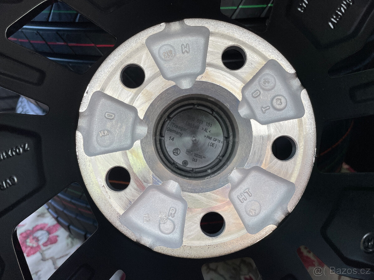 ŠKODA KAROQ NOVÁ R18 MIRAN letní BRIDGESTONE DOT2024 - 12