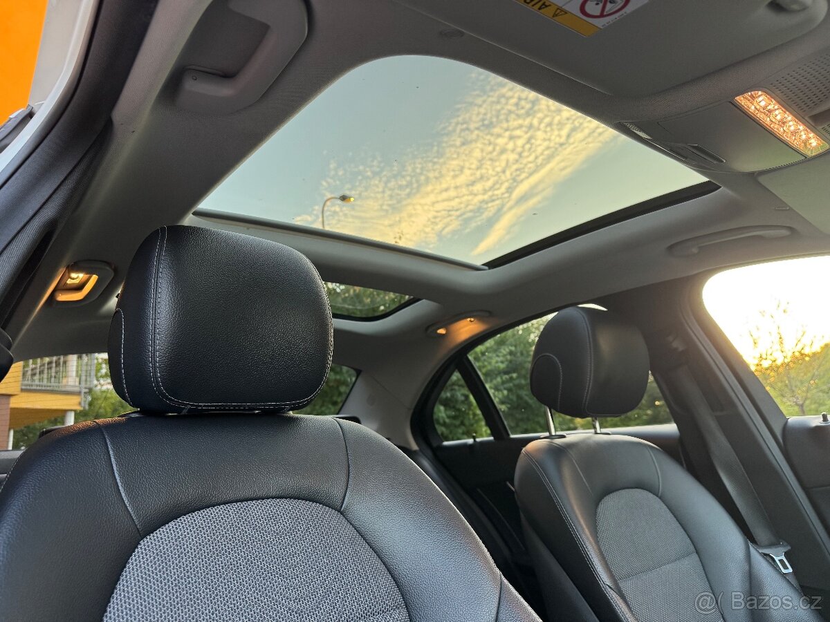 Mercedes -Benz Třídy 220d C Avantgarde 4Matic CZ koupeno - 12