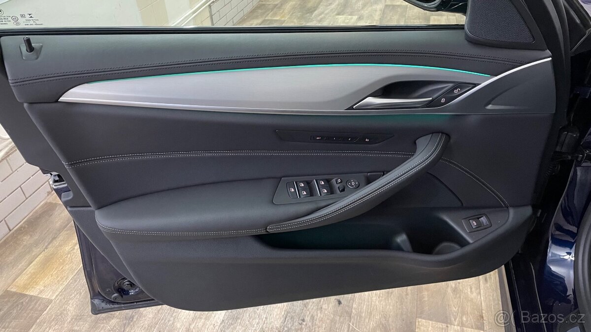 BMW ŘADA 5, 540XD / STAV NOVÉHO VOZU ZÁRUKA - 12