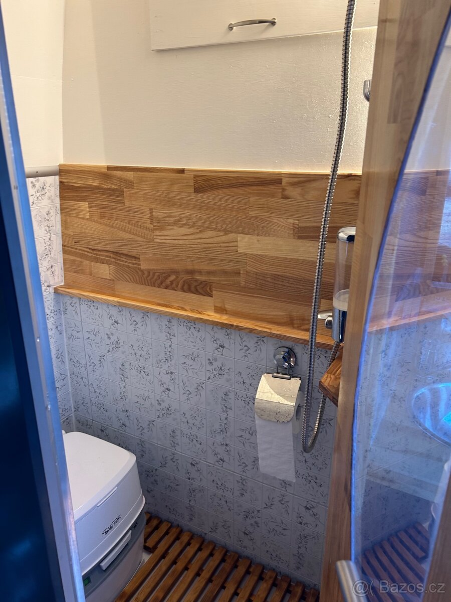 Obytná dodávka - 12