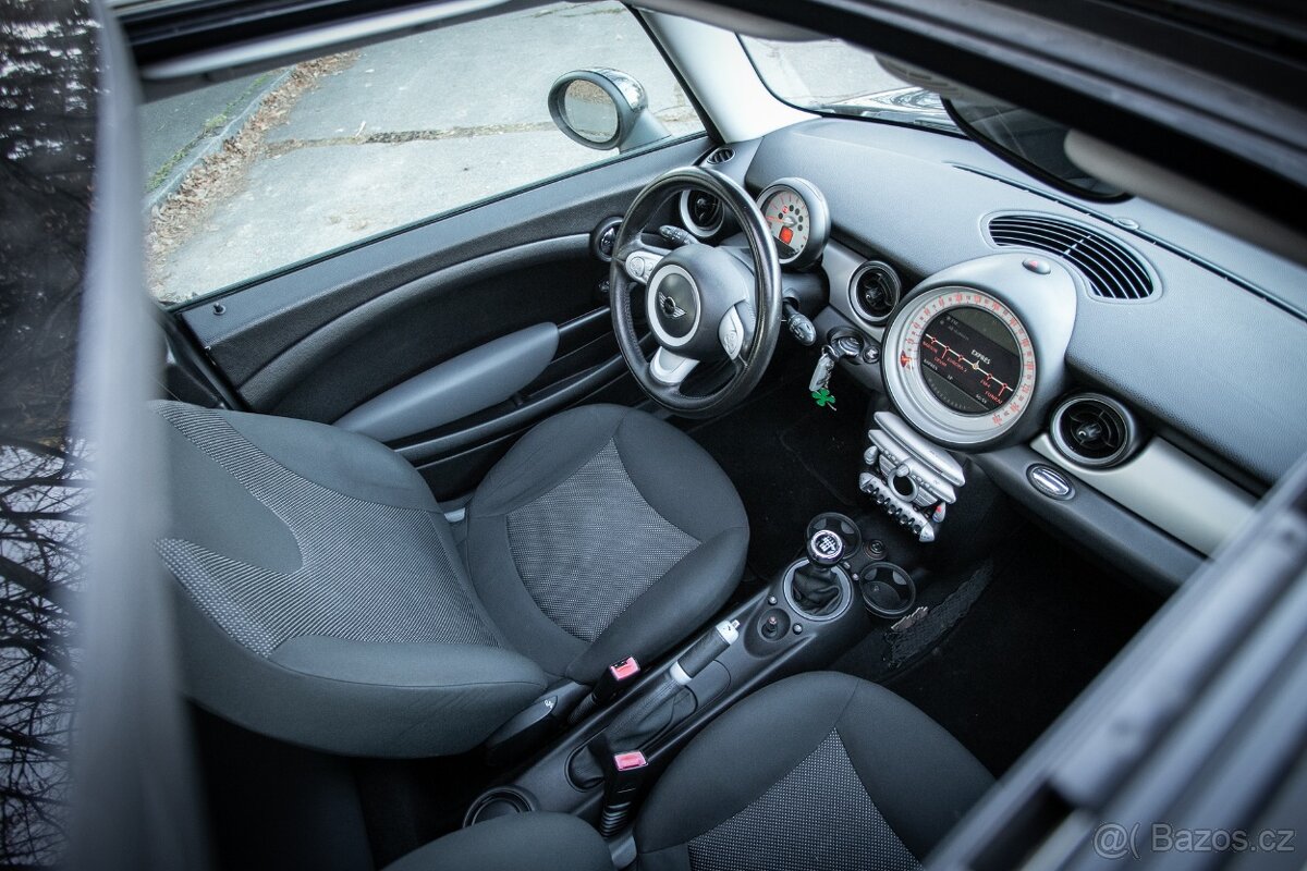 Mini Cooper R56 88kW - 12