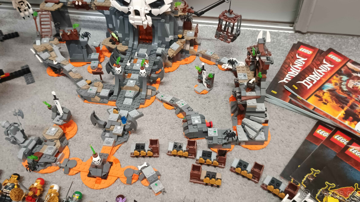 LEGO Ninjago Master of the Mountain kolekce - 12