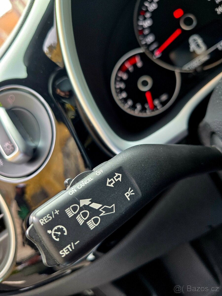 Volkswagen Beetle, 1.2 tsi, 77kW, LED, PANORAMA - 12