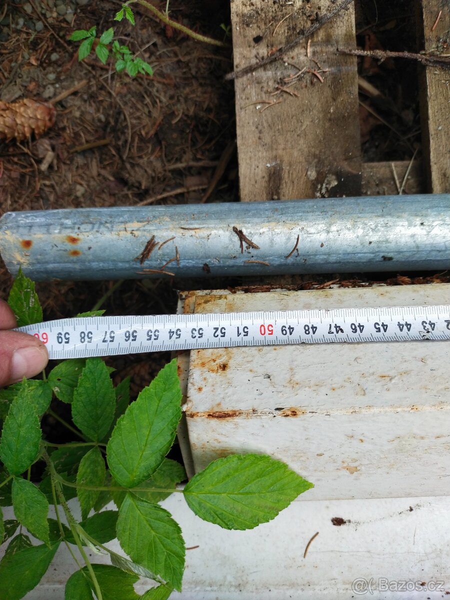 Prodám íčka + L profily - 12