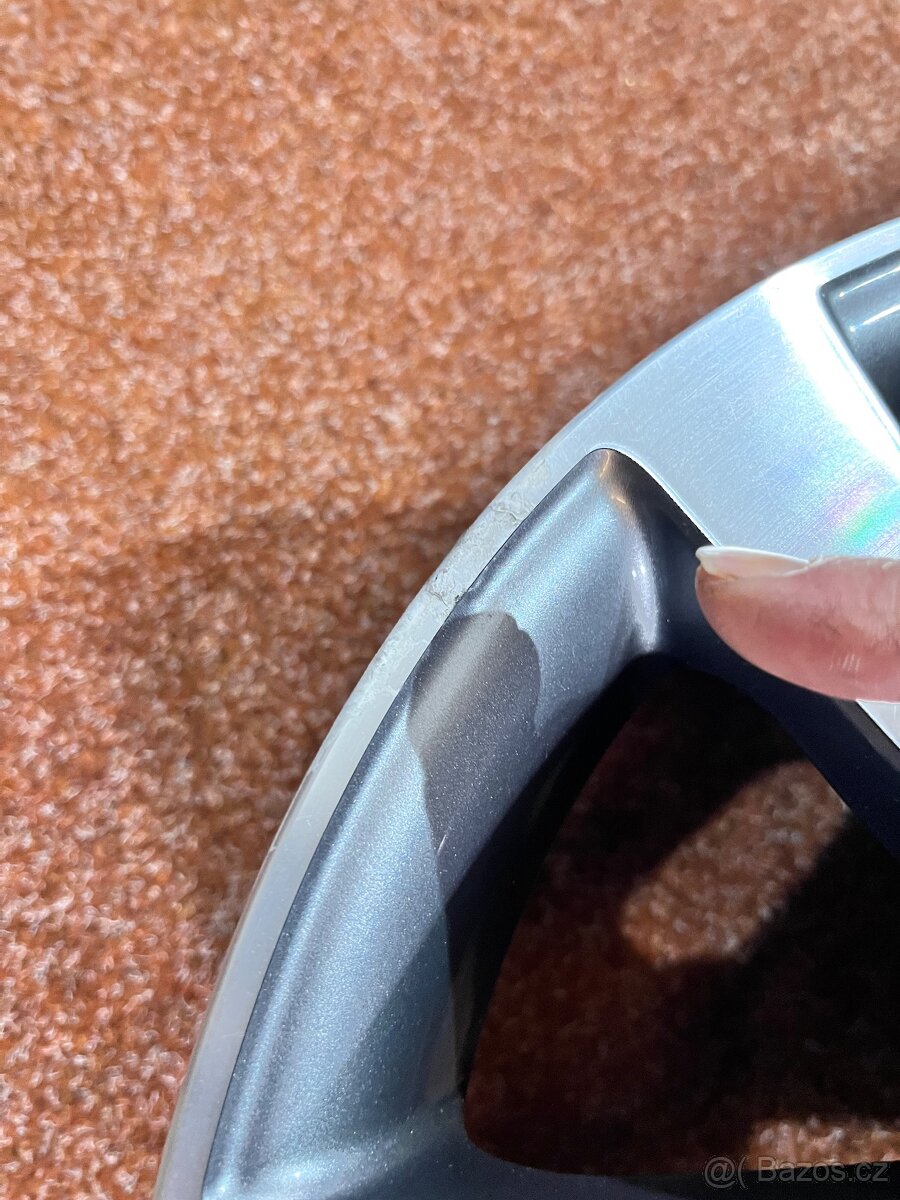 5x114.3 R16 originál disky Hyundai i30 - 12