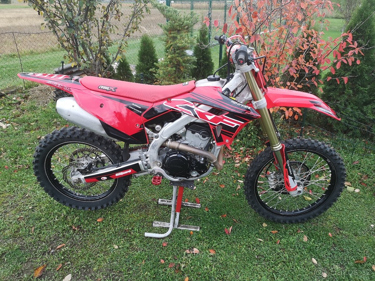 Honda CRF 250R, r. v. 2024 - 12