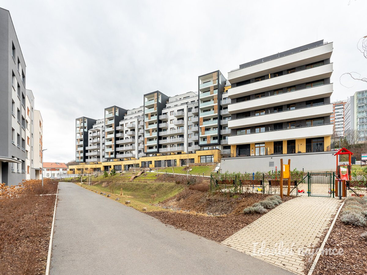 Pronájem bytu 2+kk, U plynárny, Michle, 53 m2 - 12