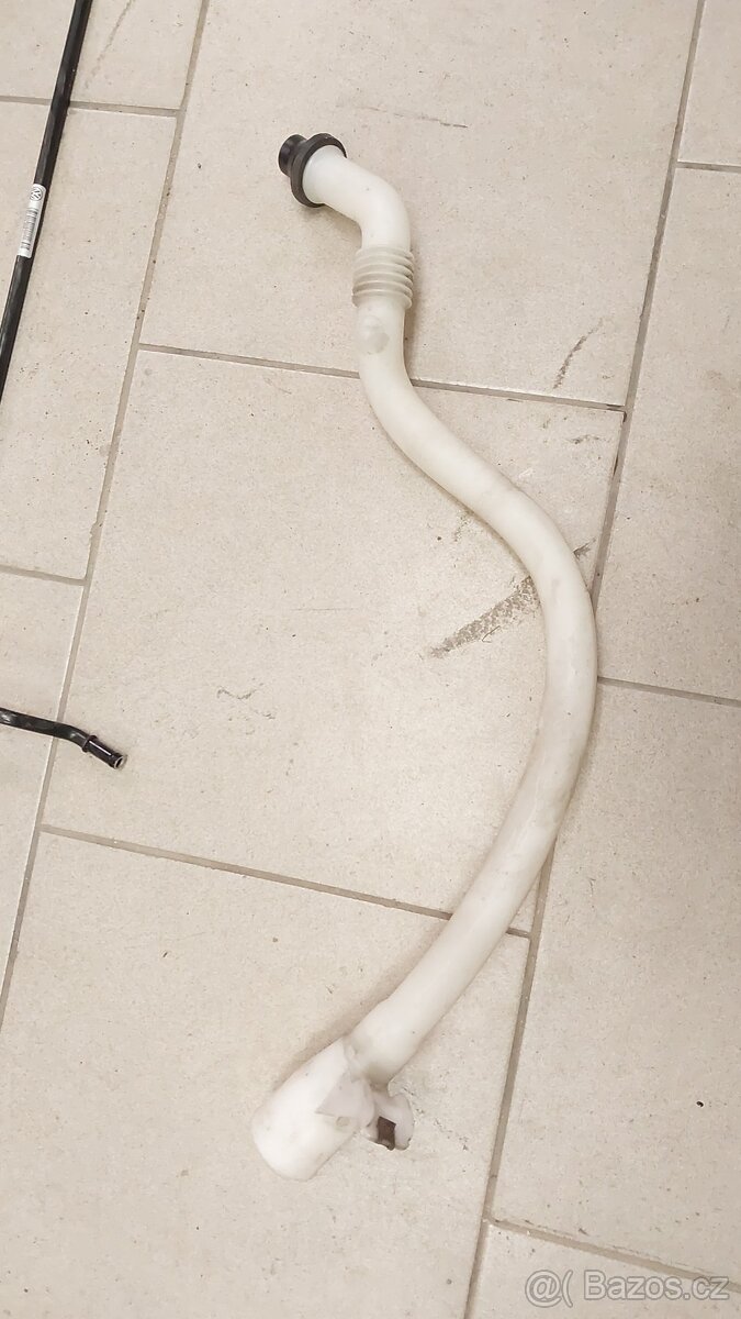 VW Transporter T5 – NÁDOBKY, HADICE, HLAVNÍ BRZDOVÝ VÁLEC - 12